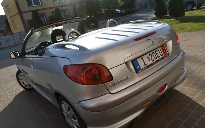 Peugeot 206 CC cena 6500 przebieg: 211059, rok produkcji 2005 z Zwoleń małe 352